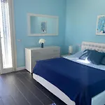 Attico Onda Blu Vista Mare - Acqua - A 150mt Dalla דירה *