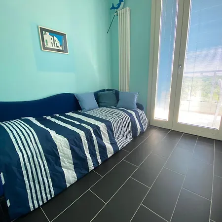 Attico Onda Blu Vista Mare - Acqua - A 150mt Dalla Lido di Jesolo