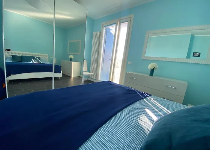 Attico Onda Blu Vista Mare - Acqua - A 150mt Dalla Lido di Jesolo